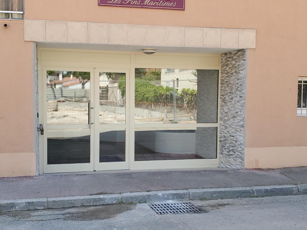 2 Pieces 32M2 Plage A 150M Fréjus Zewnętrze zdjęcie
